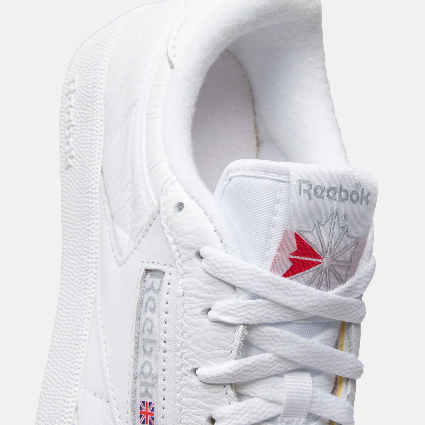 Chaussures Reebok Hommes CLUB C 85 INT-WHT/SHEER GREY