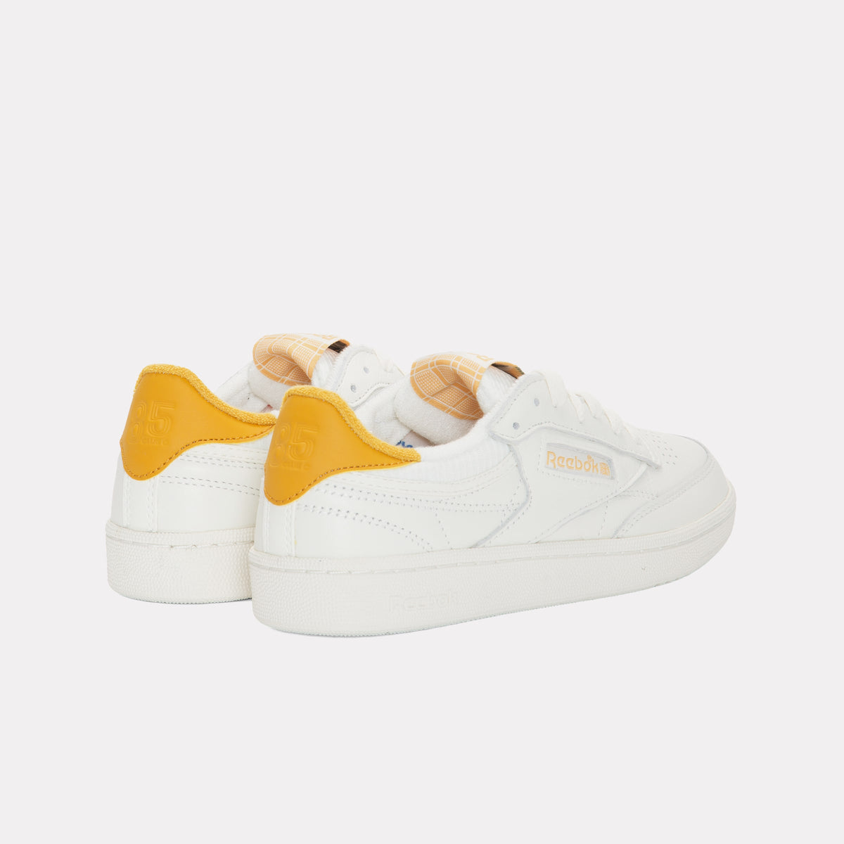 REEBOK FOOTWEAR WOMEN Club C 85 Vintage Shoes – 40th Anniversary CHALK/GRITGOLD/CHALK