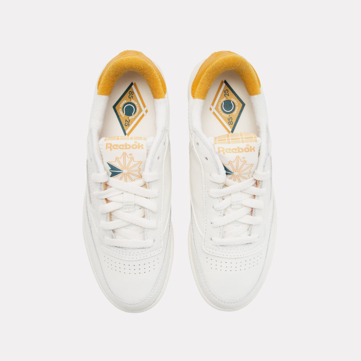 REEBOK FOOTWEAR WOMEN Club C 85 Vintage Shoes – 40th Anniversary CHALK/GRITGOLD/CHALK
