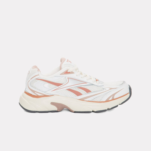 REEBOK FOOTWEAR WOMEN Belwave Shoes FTWRWHITE/CHALK/FADEDRED