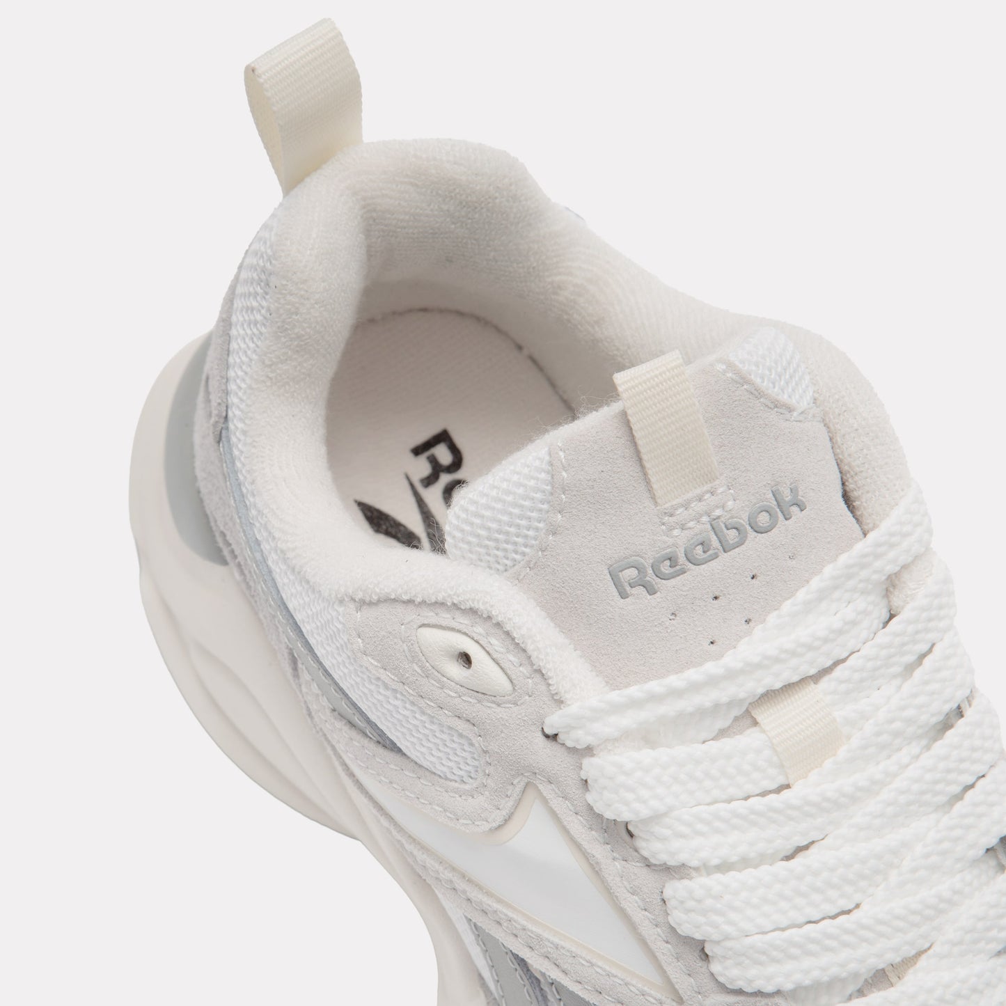 REEBOK FOOTWEAR WOMEN Reebok Charge Run Shoes FTWRWHITE/CHALK/VINTAGECHALK