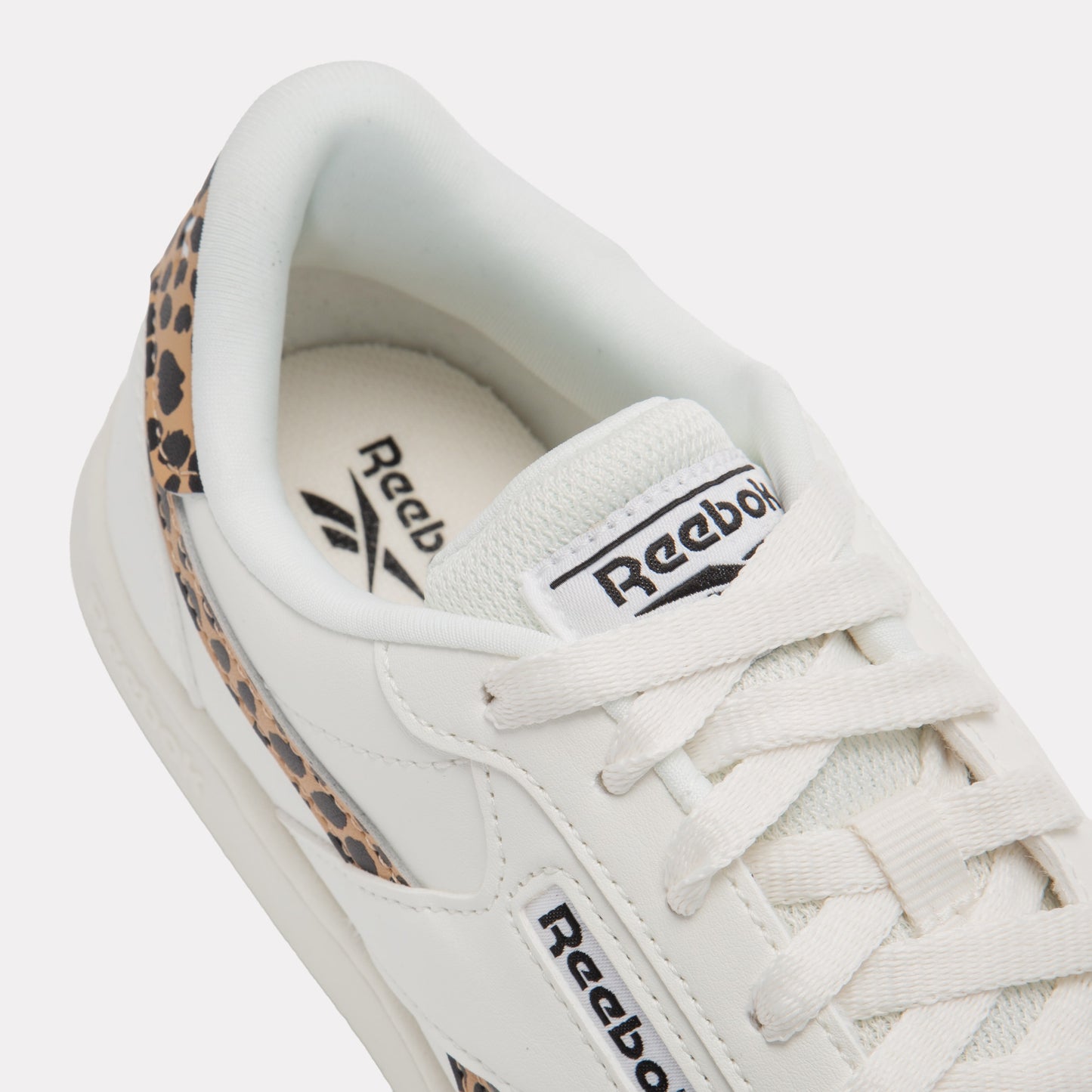 REEBOK FOOTWEAR WOMEN Forte Lounger Shoes CHALK/BLACK/FTWRWHITE