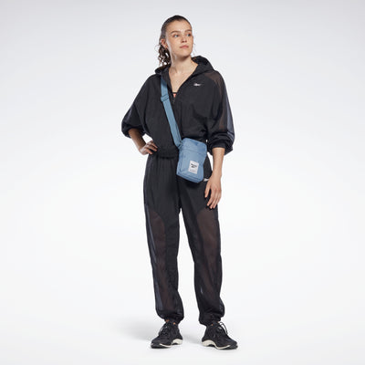 Reebok Apparel Women Workout Ready Woven Jacket Nghblk – Reebok Canada