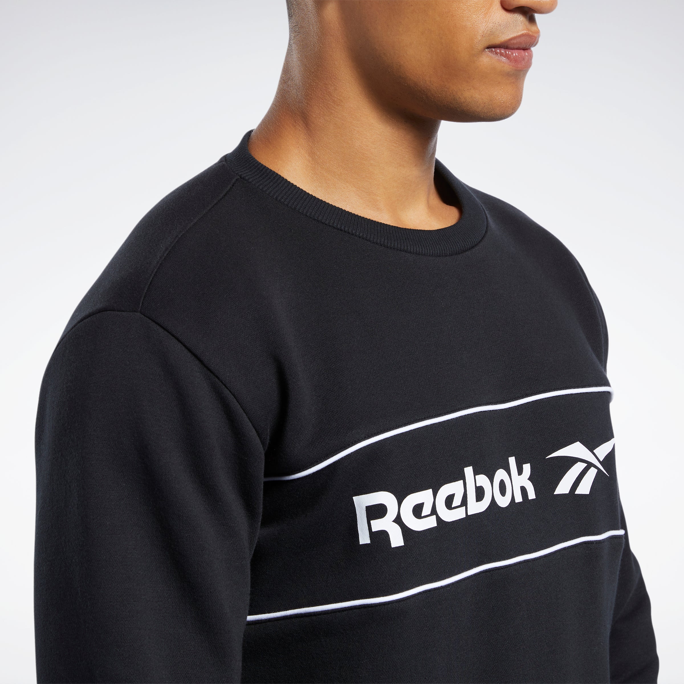 Reebok Apparel Men Classics Linear Crew Sweatshirt Black – Reebok