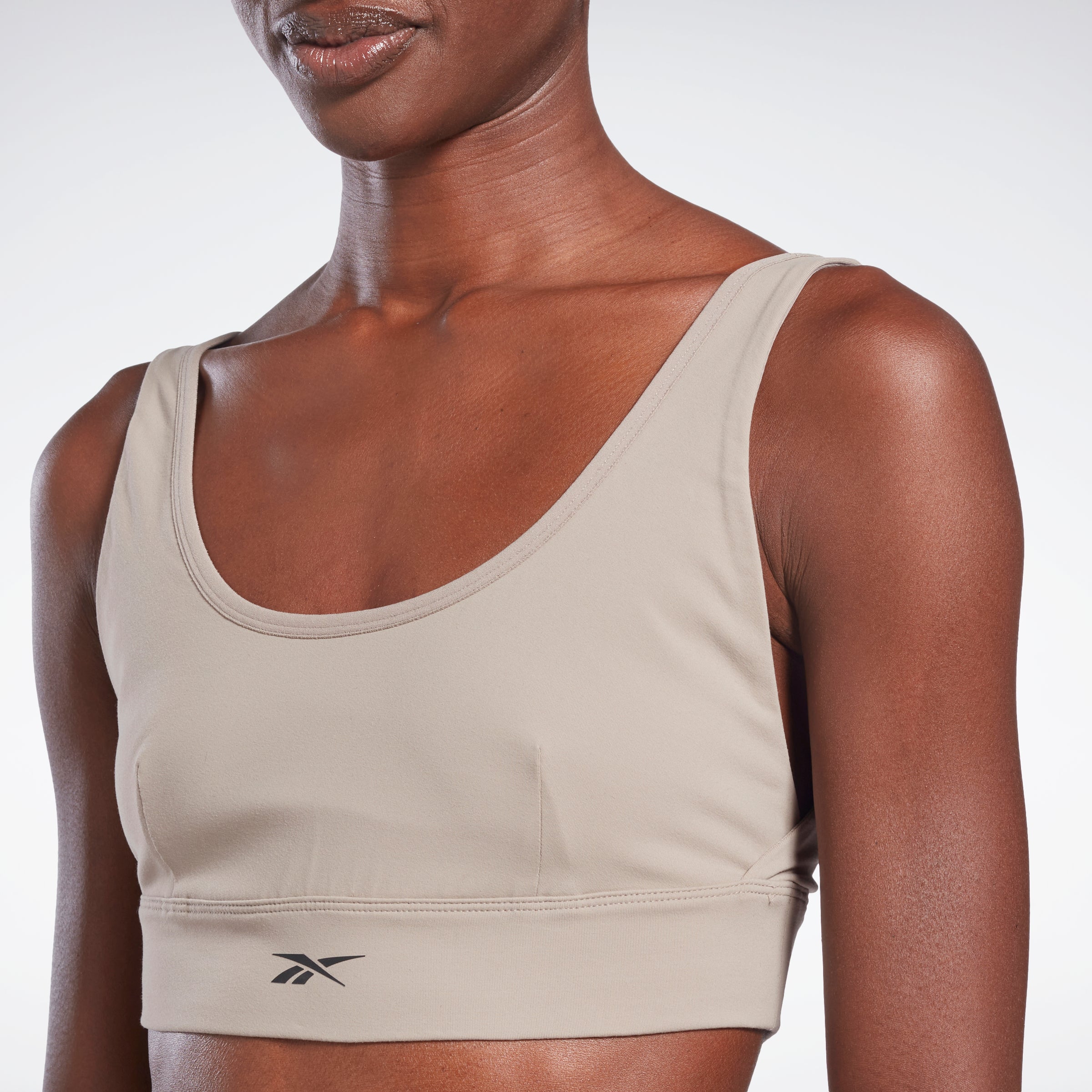 Brassiere justine outlet reebok