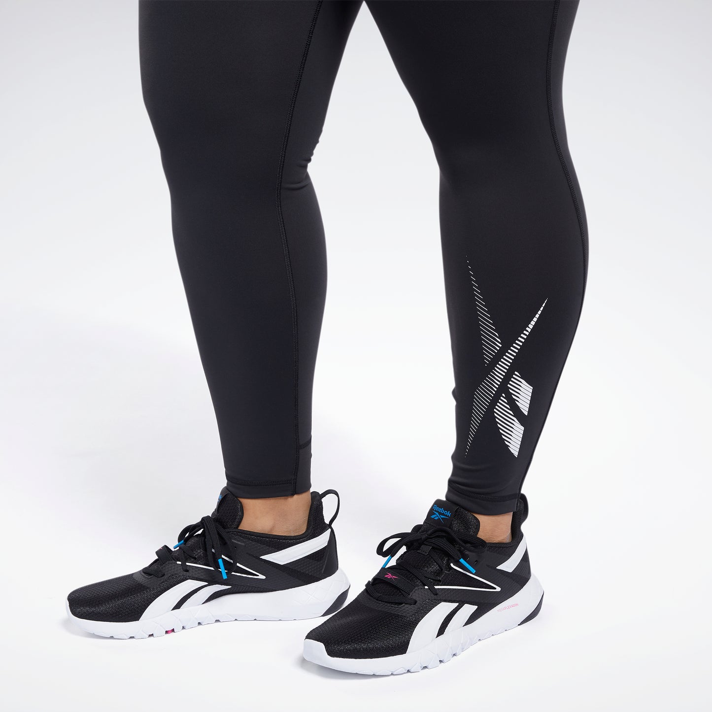 Reebok Apparel Women Classics Logo Leggings Black – Reebok Canada