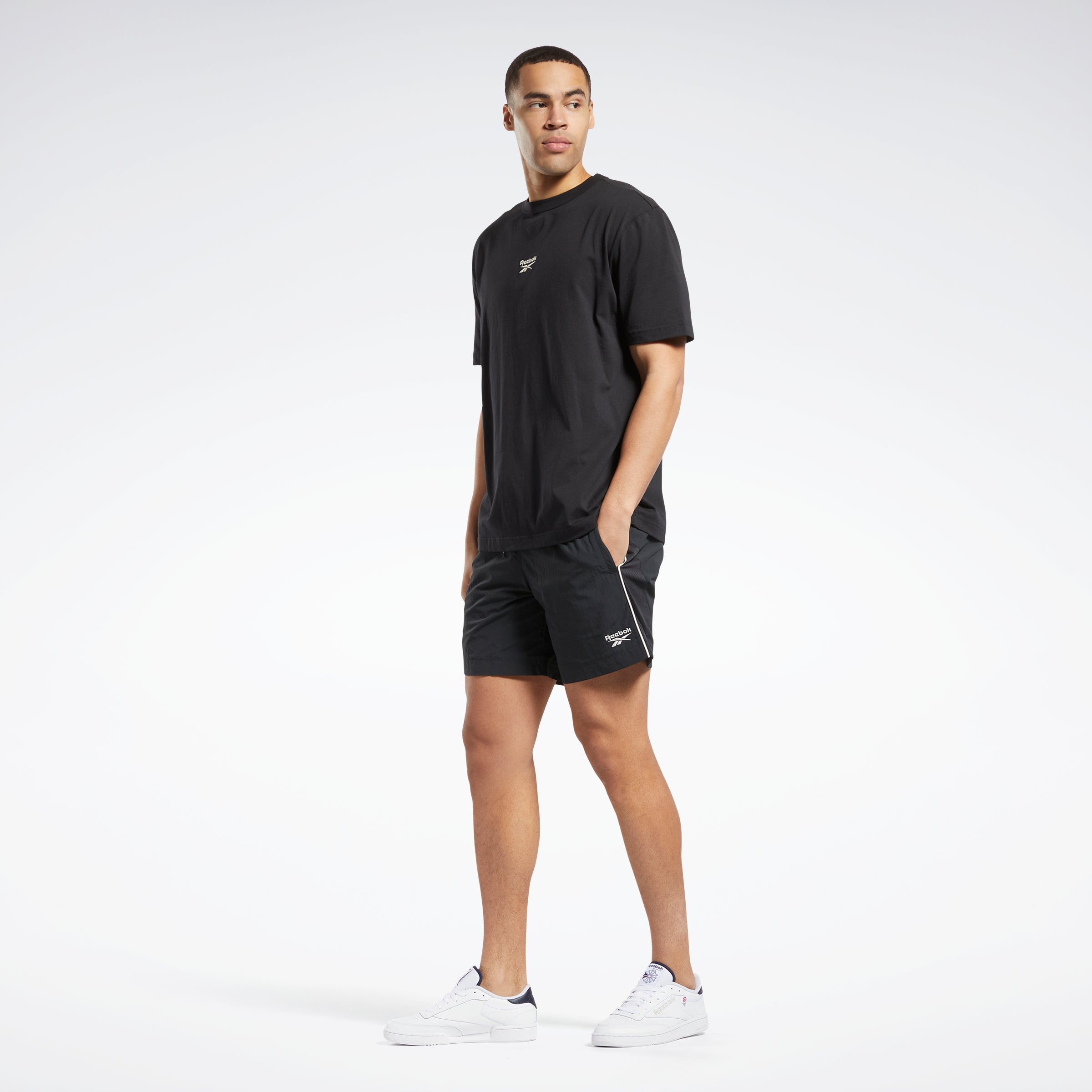 Reebok Apparel Men Classics Small Vector T-Shirt Black – Reebok Canada