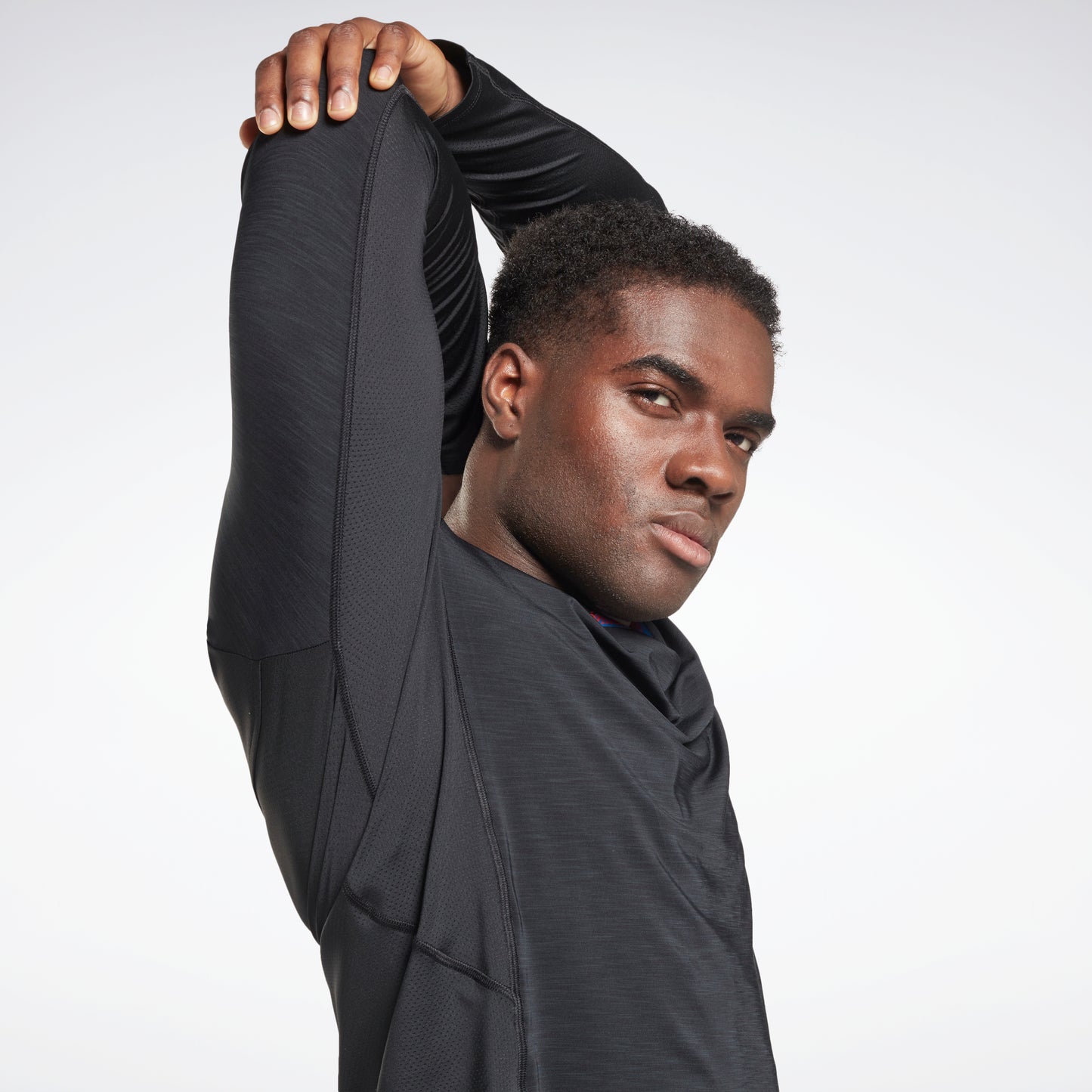 Reebok Apparel Men Activchill Long-Sleeve Top Athlete T-Long-Sleeve Top Black