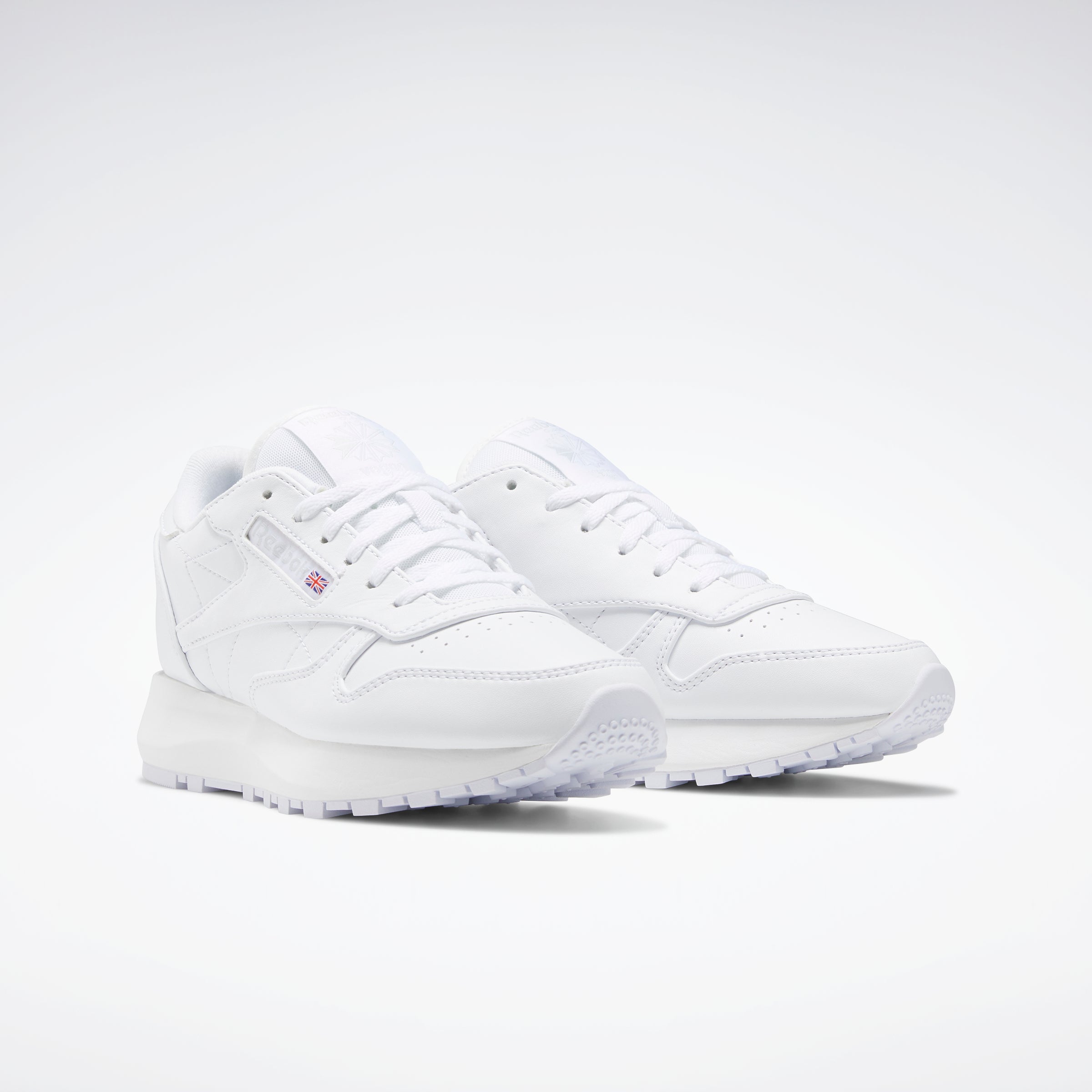 New reebok shop shoes classic