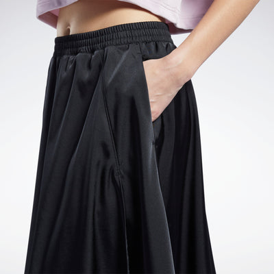 Reebok Apparel Women Classics Skirt Black – Reebok Canada