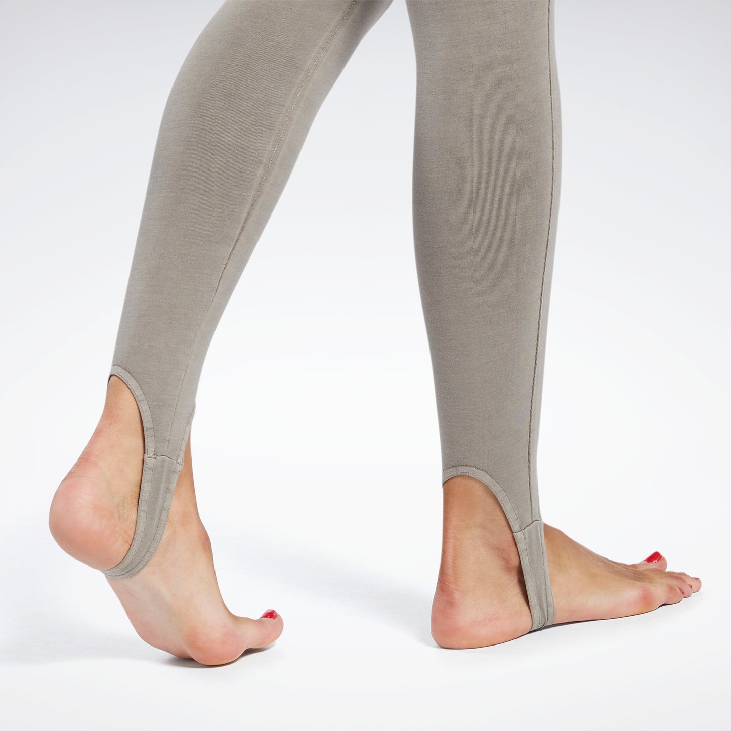 Reebok Apparel Women Classics Natural Dye Stirrup Leggings Trekgr – Reebok  Canada