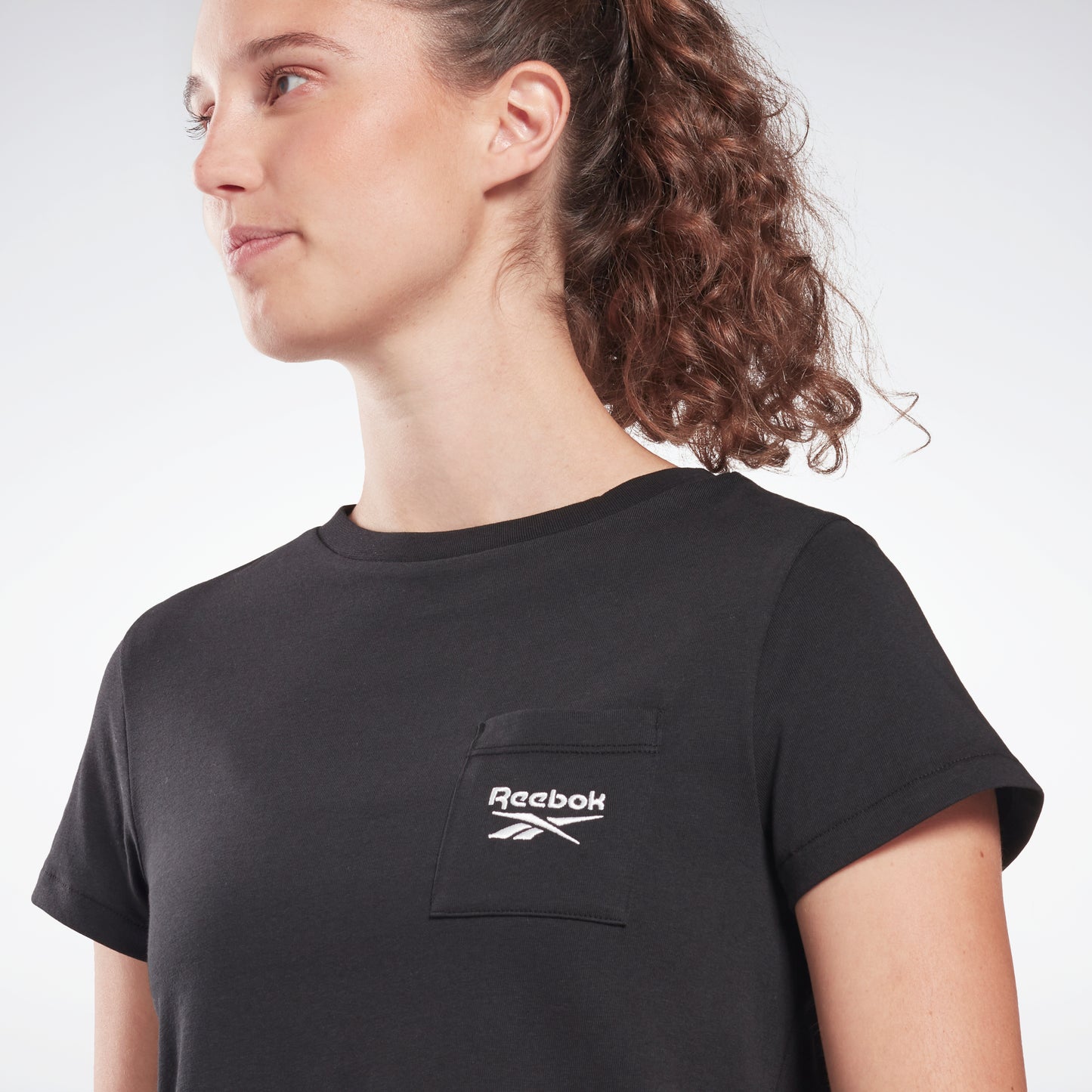 Reebok Apparel Women Reebok Identity Pocket T-Shirt Black – Reebok Canada
