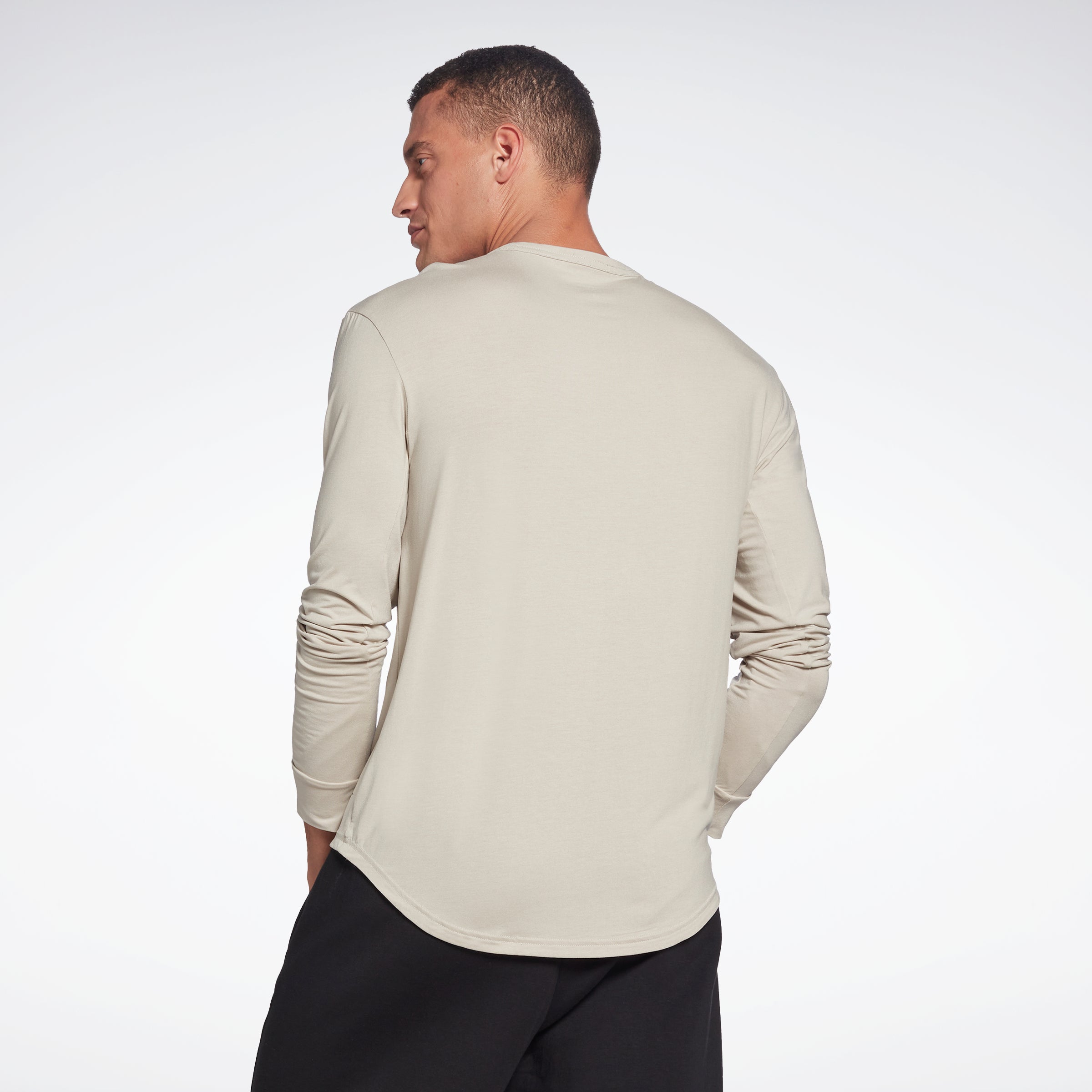 Reebok Apparel Men Activchill+Dreamblend Long-Sleeve Top Long-Sleeve T