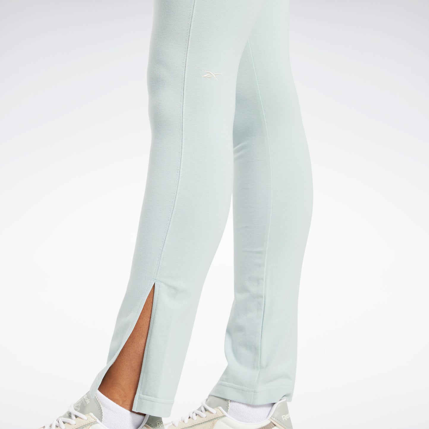 Buy Reebok Navy & White Cotton Color-Block Sports Leggings for Women Online  @ Tata CLiQ