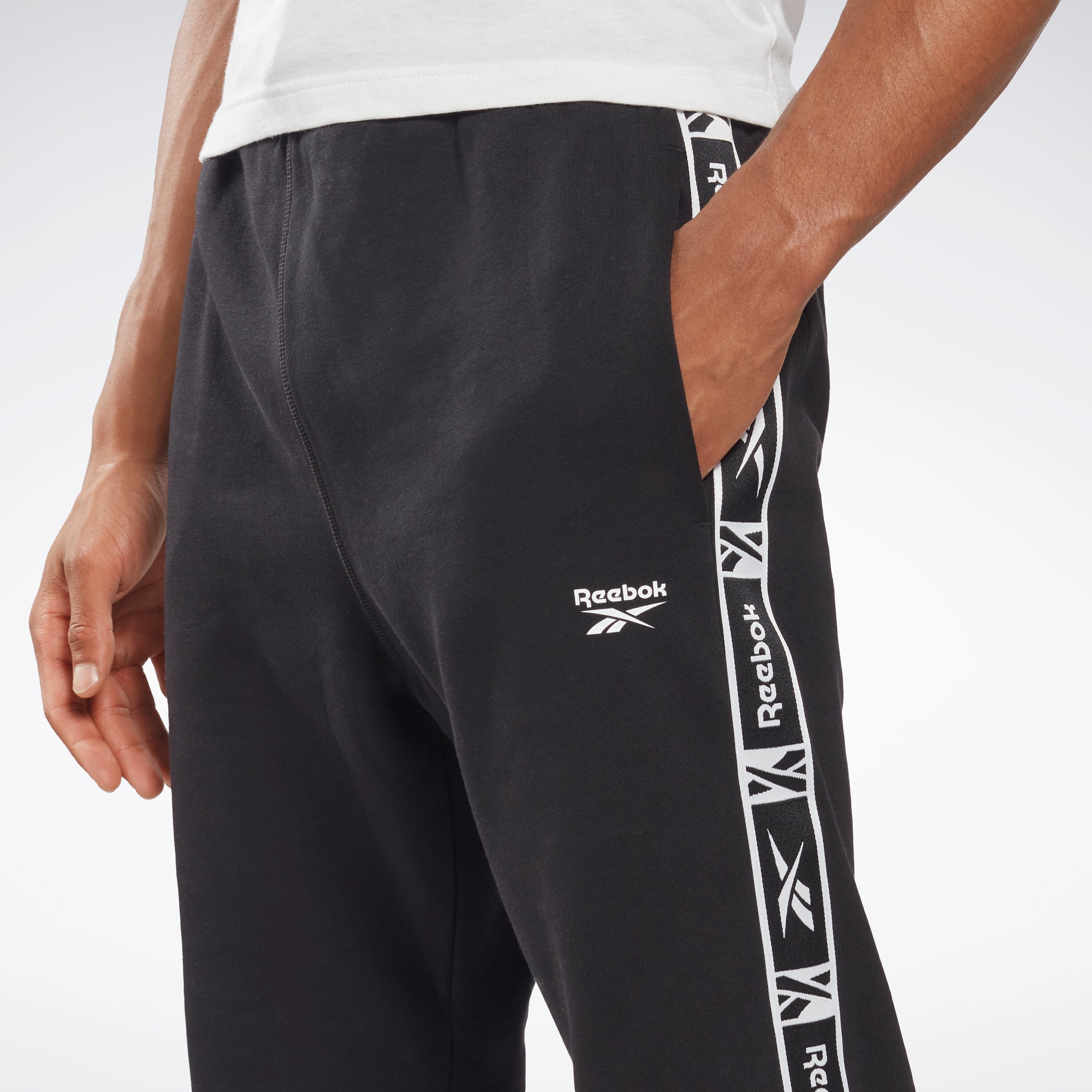 Reebok Apparel Men Training Essentials Tape Joggers Black