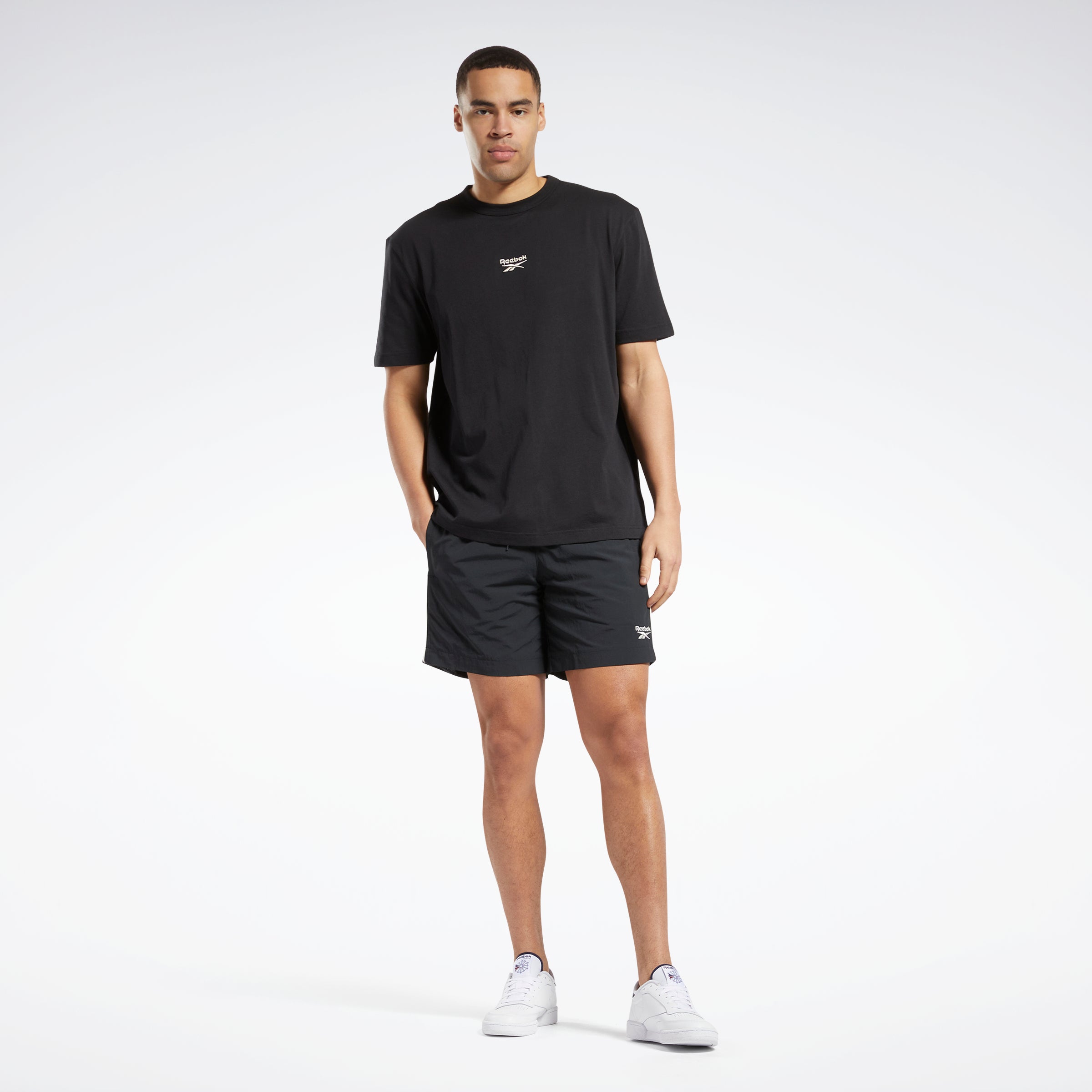 Reebok Apparel Men Classics Small Vector T-Shirt Black – Reebok Canada