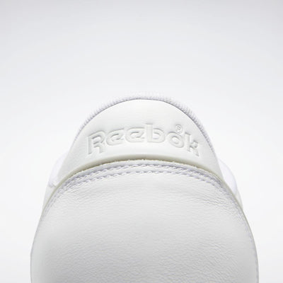 Reebok Footwear Men CLASSIC LEATHER PLU FTWWHT/PUGRY2/VECRED