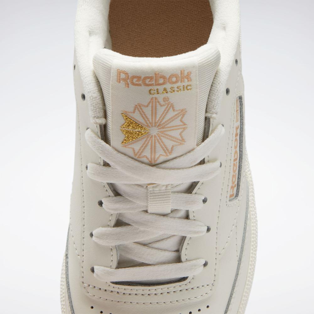 Reebok Footwear Women CLUB C 85 CHALK/SAHARA/GOLDMT