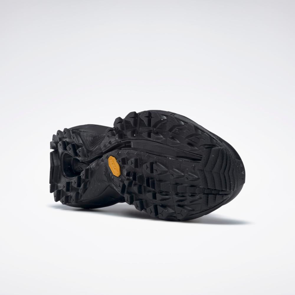 Reebok Footwear Men Zig Kinetica 2.5 Edge Shoes SOFECR/TAUPE